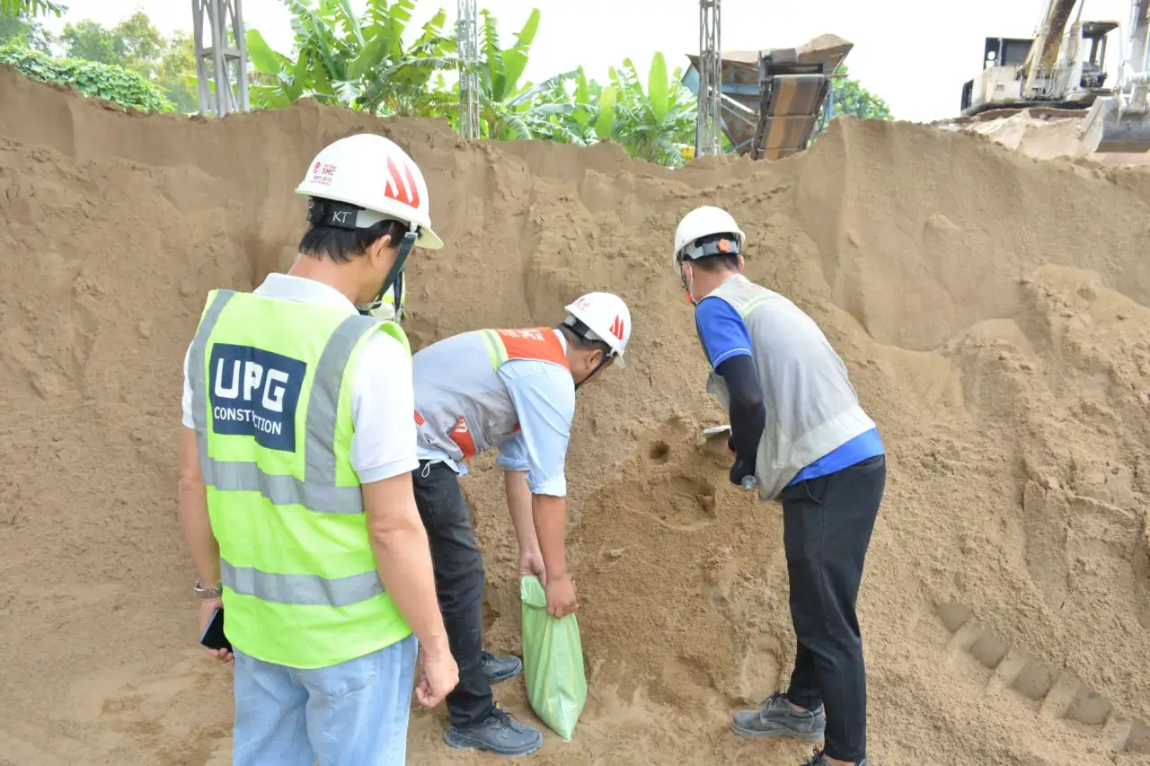 武汉建筑玻璃市场夹胶玻璃与钢化玻璃性能对比及应用选型指南